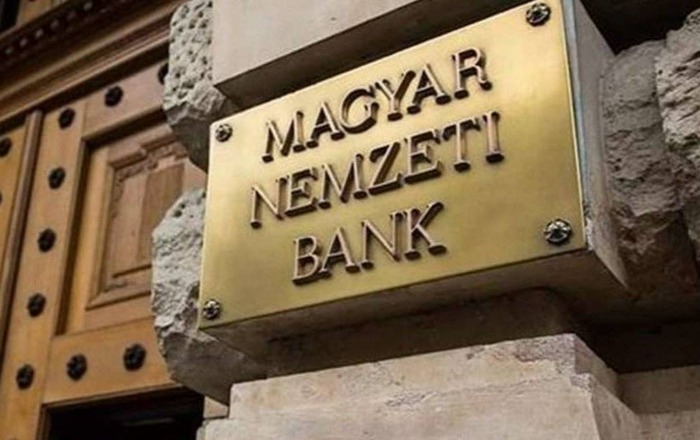 Elmaradt a kamatemelés, gyengült a forint